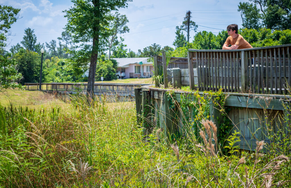 Resident enjoying the view at Kenneth R Hammons Park